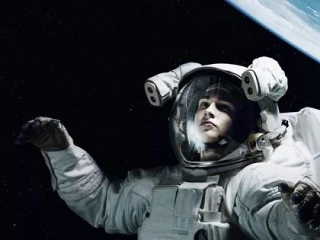 Tại sao NASA cho phép phi hành gia nam ở trên vũ trụ lâu ngày hơn nữ phi hành gia?