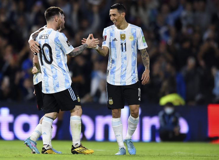 Messi và Di Maria đã tạo nên một bàn thắng hoàn hảo