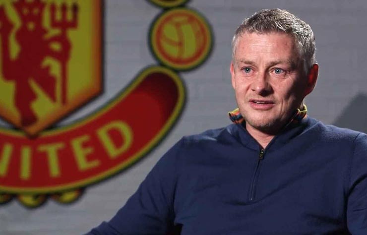 HLV Ole Gunnar Solskjaer từng có khởi đầu tốt khi dẫn dắt MU cuối năm 2018 thay Jose Mourinho nhưng đến tháng 11 năm 2021 thì ông đã bị BLĐ "Quỷ đỏ" sa thải vì thành tích sa sút của CLB này