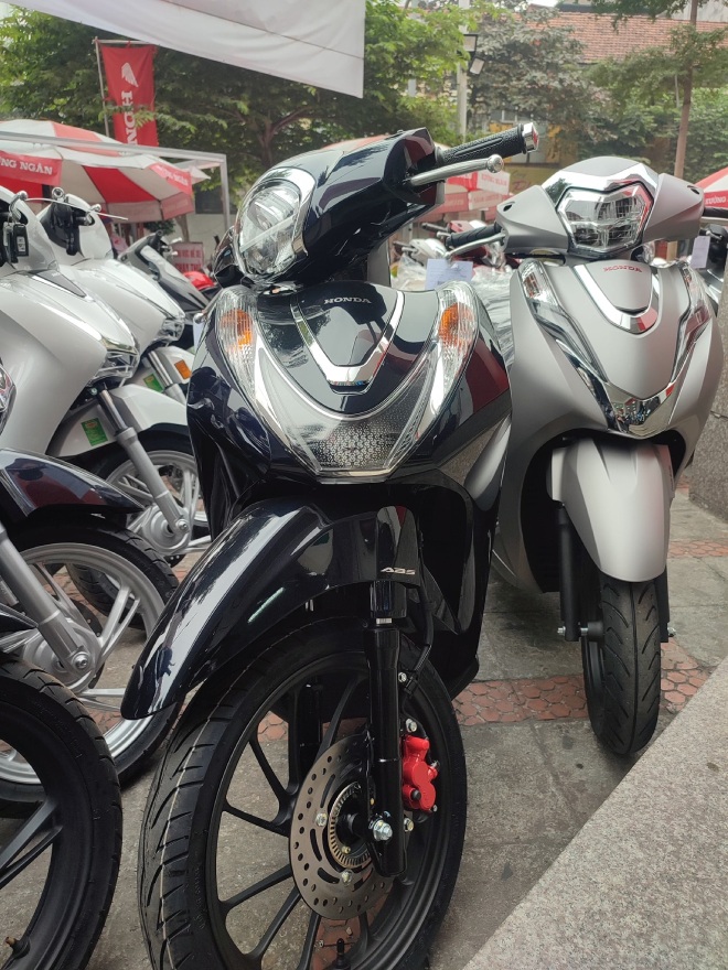 Bảng giá xe ga Honda SH Mode cuối tháng 3/2022 - 6