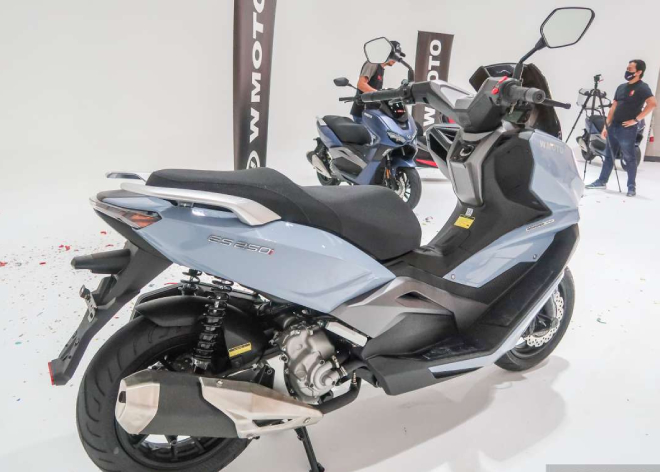 Cận cảnh xe ga đối thủ của Honda PCX giá từ 75 triệu đồng - 6