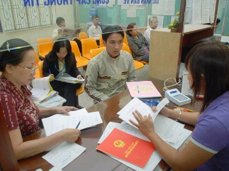 Vì lợi ích kinh tế trước mắt nên người dân, doanh nghiệp vẫn sẵn sàng “lách luật”