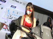 Thế giới xe - Ngất ngây dàn người đẹp xuân sắc bên xe mới tại Motor Show 2022