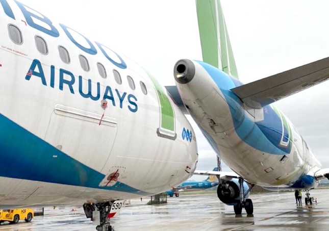 Sau khi ông Trịnh Văn Quyết bị khởi tố, bắt tạm giam, hoạt động của hãng hàng không Bamboo Airways thu hút nhiều sự quan tâm của dư luận và khách hàng của hãng.