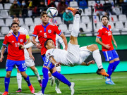 Bóng đá - Suarez ghi tuyệt tác móc bóng, vượt Messi kỷ lục ghi bàn vòng loại World Cup