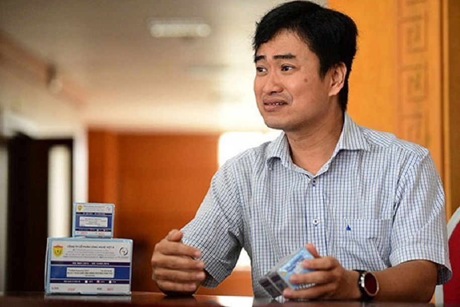 Tổng giám đốc Việt Á Phan Quốc Việt cùng một số thuộc cấp bị tạm giam để làm rõ nghi vấn phạm tội Vi phạm quy định về đấu thầu gây hậu quả nghiêm trọng.