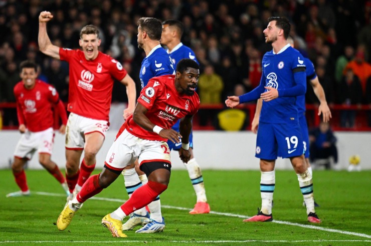 Chelsea bất ngờ bị Nottingham Forest cầm hòa