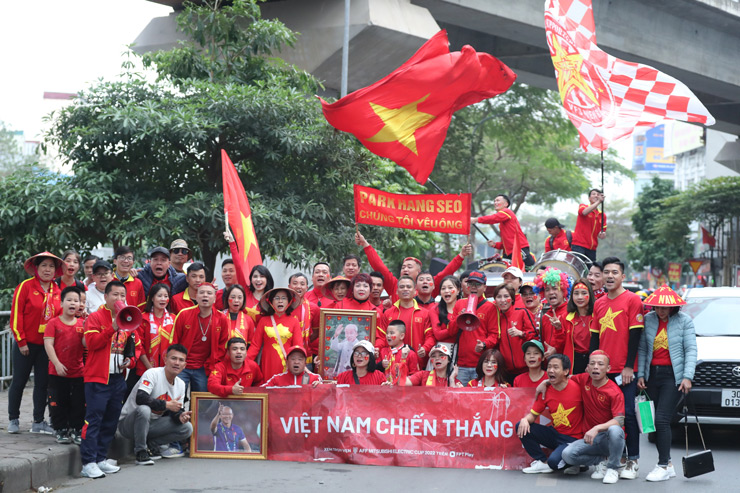 Trực tiếp bóng đá ĐT Việt Nam - Myanmar: Suýt có bàn thắng thứ 4 (AFF Cup) (Hết giờ) - 29