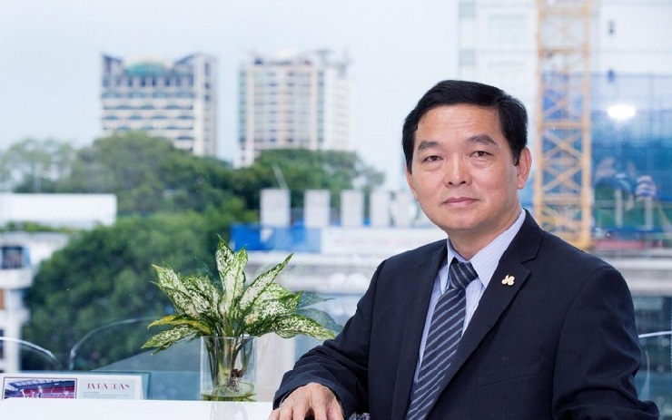 Ngay ngay đầu tiên đi làm năm mới 2023, ông Lê Viết Hải đã có thư ngỏ gửi cổ đông với tư cách là Chủ tịch Hội đồng quản trị Tập đoàn xây dựng Hòa Bình