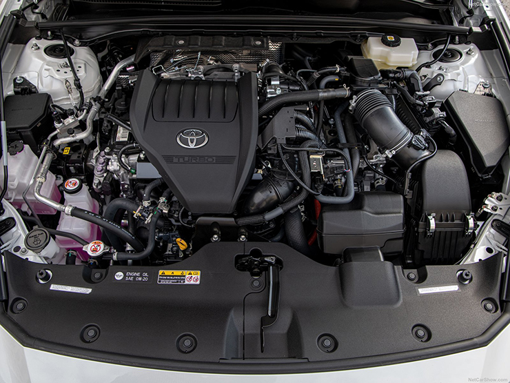 Toyota Crown 2023 có giá bán chính thức từ 938 triệu đồng - 9