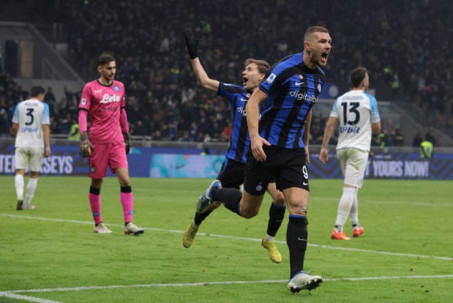 Kết quả bóng đá Inter Milan - Napoli: Cú đánh đầu trời giáng, đội đầu bảng đã biết thua (Serie A)