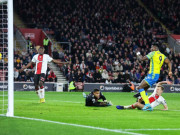 Bóng đá - Video bóng đá Southampton - Nottingham Forest: Bước ngoặt trượt chân, cú nhảy vọt thứ bậc (Ngoại hạng Anh)