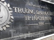 Giáo dục - du học - ĐH Luật TPHCM dừng tăng học phí, sinh viên đã đóng được cấn trừ lần sau