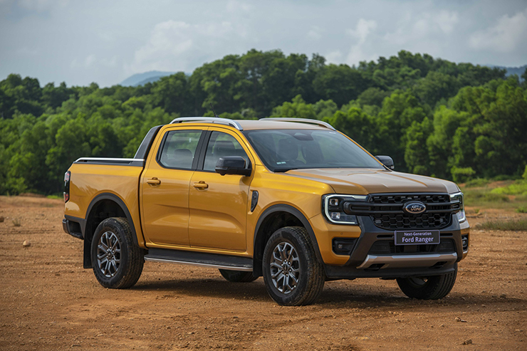 Giá xe Ford Ranger niêm yết và lăn bánh tháng 1/2023 - 4