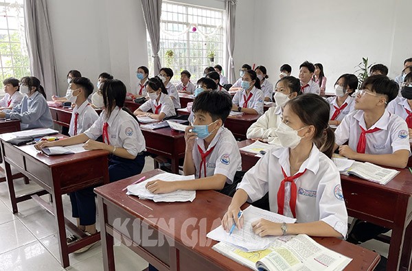 Học sinh lớp 11 ở Kiên Giang đột ngột bị hoãn thi cuối kỳ, đại diện Sở GD&ĐT nói gì? - 1