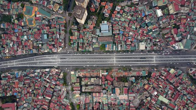 Cận cảnh đường Vành đai 2 trên cao ở Hà Nội trước thời điểm thông xe - hình ảnh 10