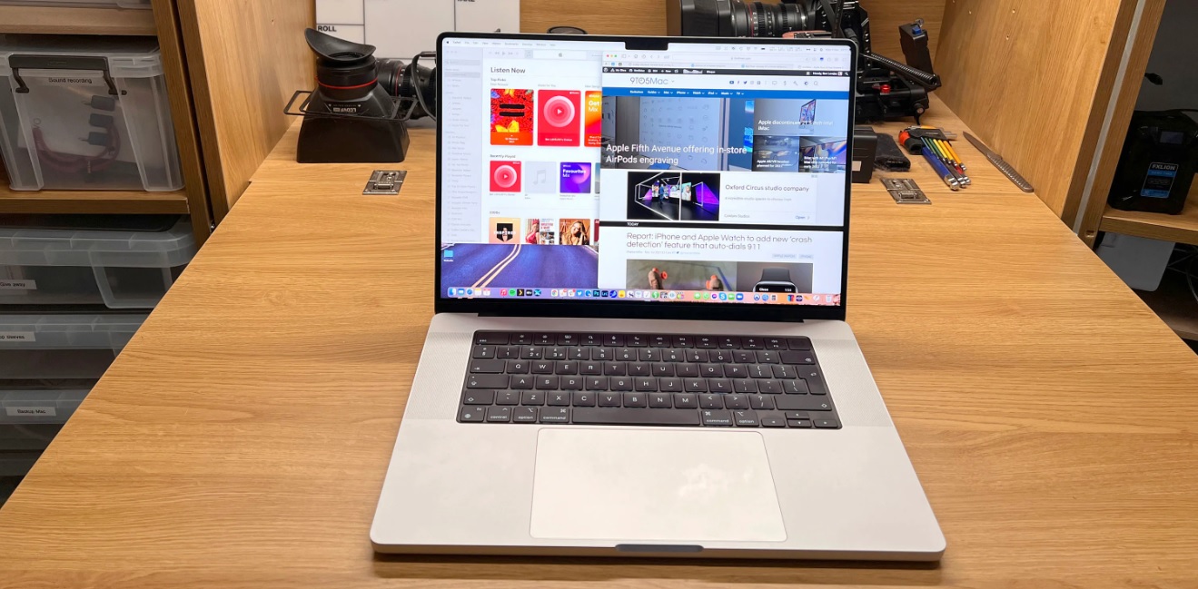 MacBook Pro 16 inch M1 Pro.