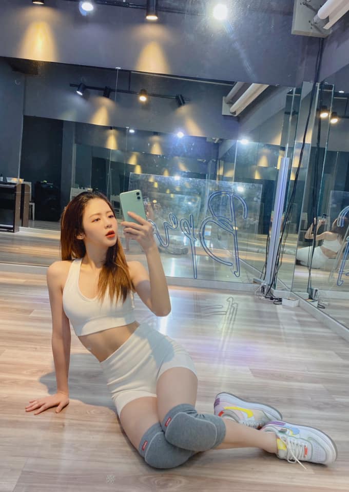 Chăm tập luyện, bạn gái cũ Trịnh Thăng Bình đẹp như idol K-pop - 4