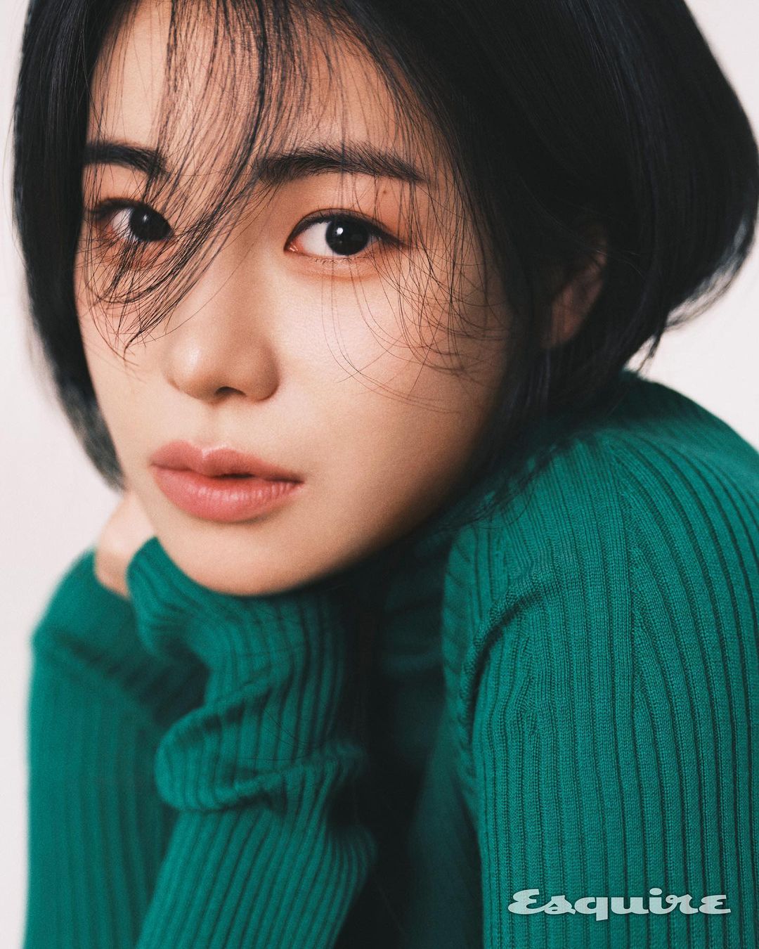 “Kẻ thù của Song Hye Kyo” đẹp hơn nhờ tắm thải độc cơ thể - 6
