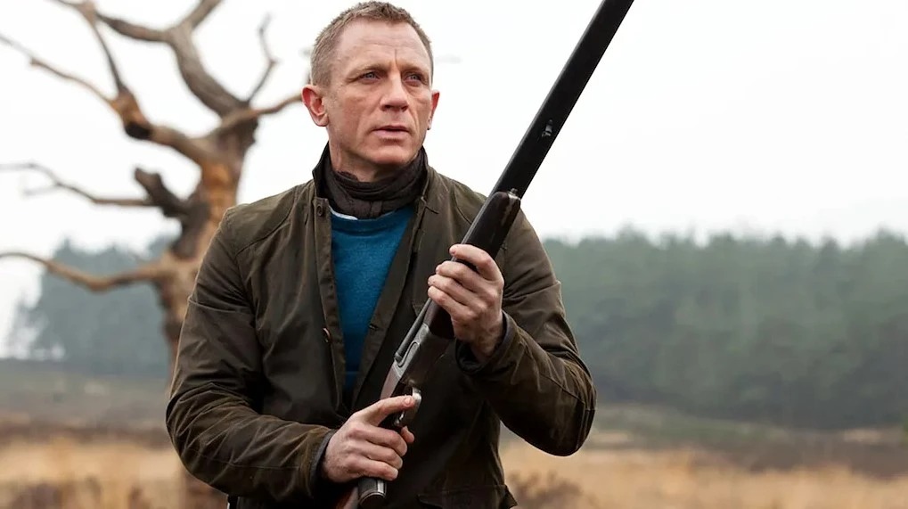 Hãy để James Bond dạy bạn cách mặc đẹp trong mùa đông - 1