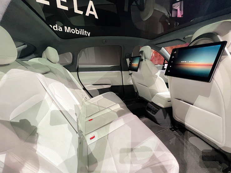 Honda kết hợp với hãng Sony ra mắt xe điện Afeela hoàn toàn mới - 8