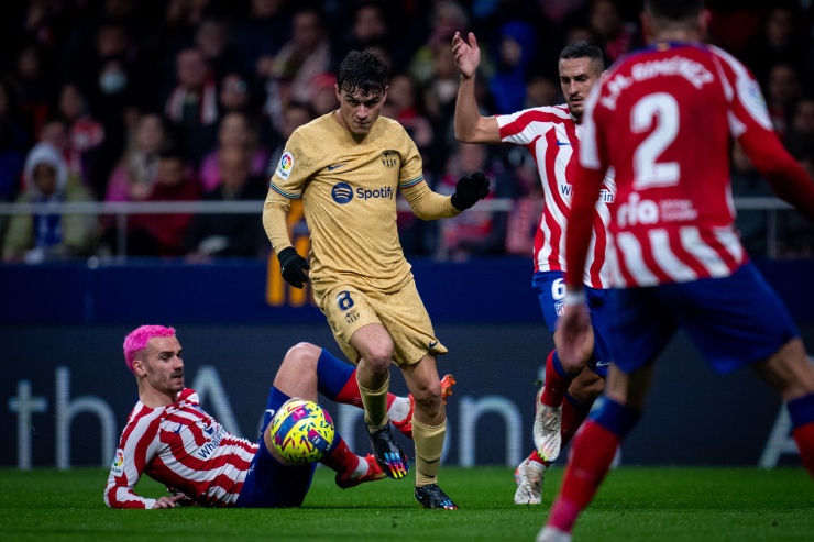 Barcelona đánh bại Atletico để củng cố ngôi đầu