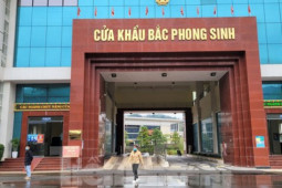 Lý do cửa khẩu Bắc Phong Sinh vắng ngắt khi thông thương biên giới Việt - Trung