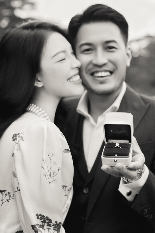Cận cảnh nhan sắc cô gái được em chồng Hà Tăng cầu hôn - hình ảnh 1
