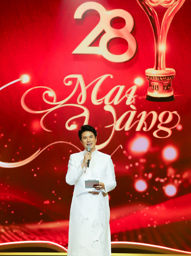 MC Vũ Mạnh Cường xóa tan tin đồn cho 2 nghệ sĩ tại Mai vàng 2022 - 1