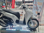 Thế giới xe - Honda SH 2023 cháy hàng, tăng giá trở lại