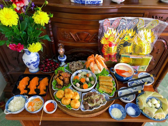 Cô gái 9x Hà Nội tự tay làm mâm cỗ cúng Tết ông Công ông Táo khiến dân mạng tấm tắc khen - 3