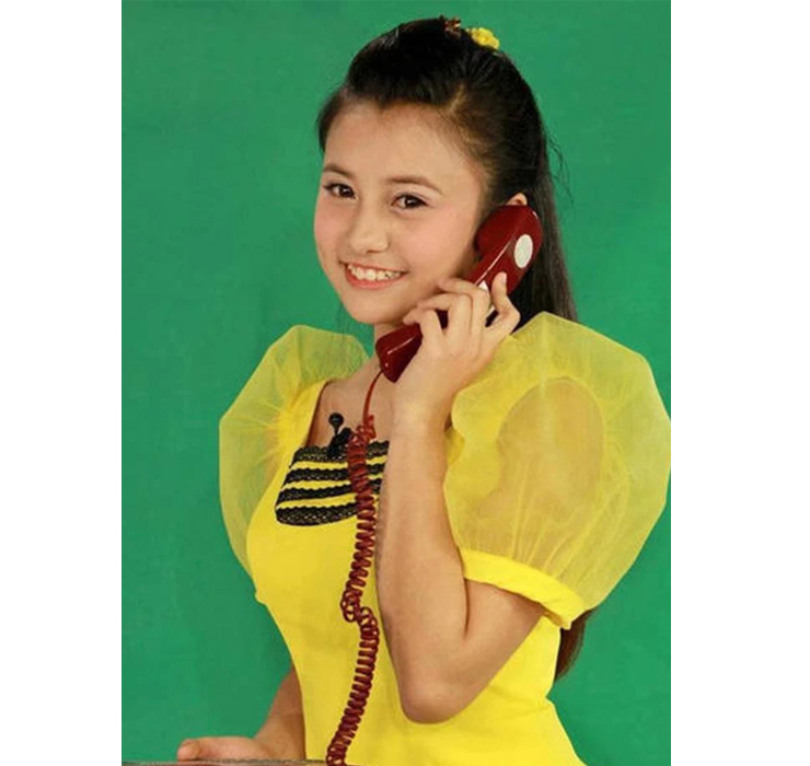 Phạm Thúy Quỳnh sinh năm 1997, là nữ MC được nhiều khán giả biết đến qua các chương trình dành cho thiếu nhi được phát sóng trên VTV3: Thi tài cùng chị Ong Vàng, Mười vạn câu hỏi vì sao...
