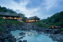 7 khu suối nước nóng đẹp như xứ sở thần tiên tại Tohoku Nhật Bản
