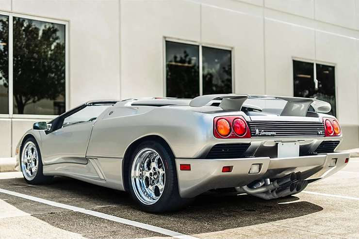 Siêu phẩm Lamborghini Diablo VT mui trần lên sàn đấu giá - 2