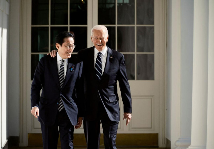 Tổng thống Joe Biden vẫn tiếp đón Thủ tướng Nhật Fumio Kishida như kế hoạch hôm 13/1. Ảnh: Reuters&nbsp;