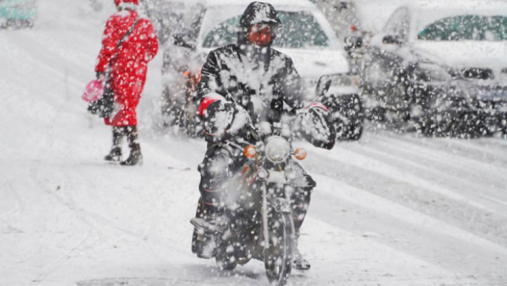 Top 10 lưu ý lái xe máy nên biết trong mùa đông giá lạnh Tết 2023 - 4