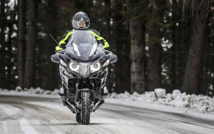 Top 10 lưu ý lái xe máy nên biết trong mùa đông giá lạnh Tết 2023 - 8
