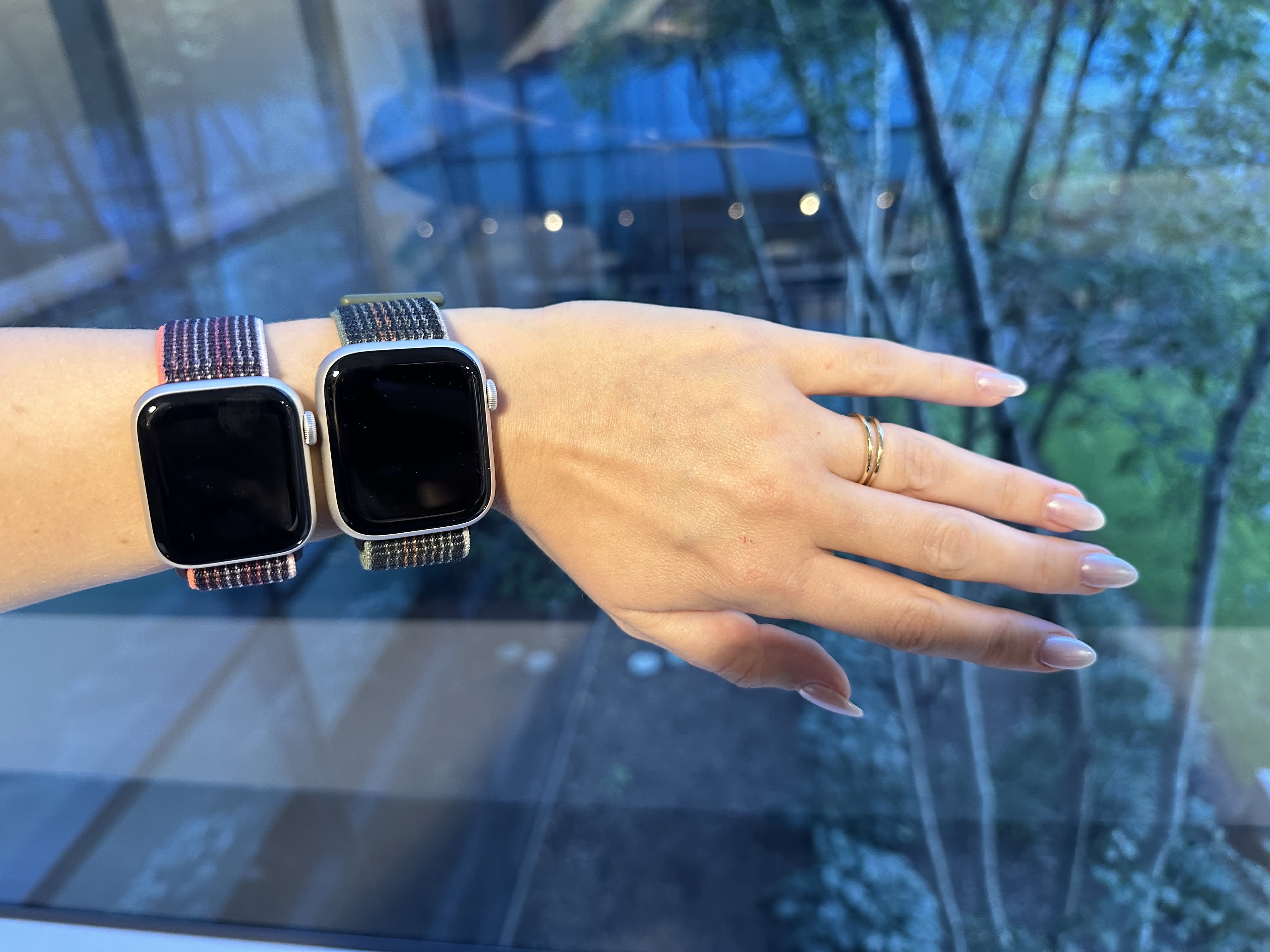 Giáp tết, đồng hồ Apple Watch đồng loạt giảm giá lên tới 34% - 1