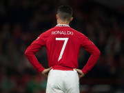 Bóng đá - Huyền thoại MU Cantona chê Ronaldo ảo tưởng, &quot;nghiện&quot; gym không thể cứu sự nghiệp