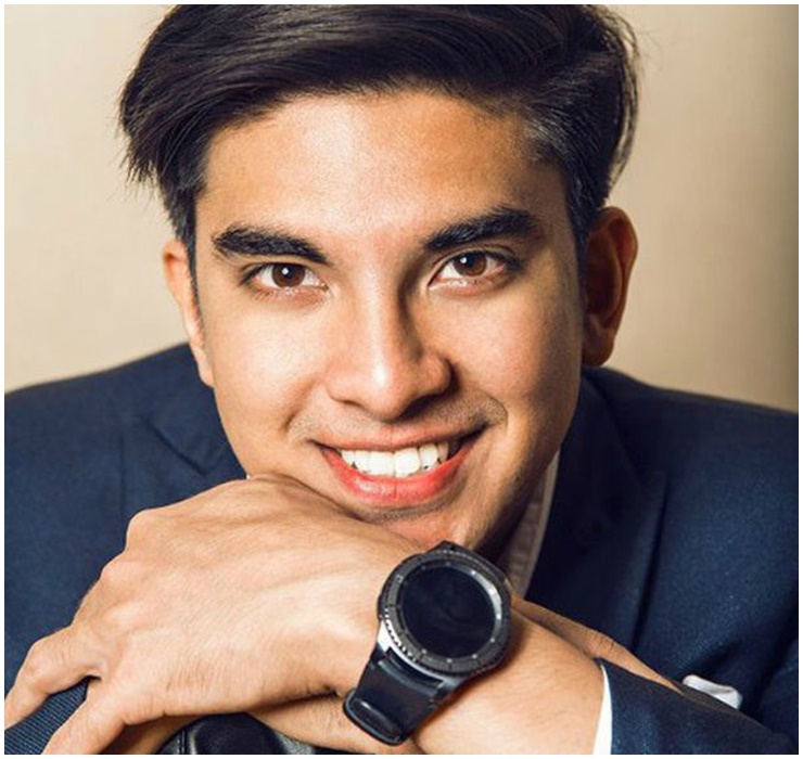 Syed Saddiq Abdul Rahman từng được bổ nhiệm làm bộ trưởng Thanh niên và Thể thao Malaysia vào năm 2018 khi chỉ mới 25 tuổi. Anh trở thành bộ trưởng trẻ nhất của đất nước vào thời điểm đó.&nbsp;
