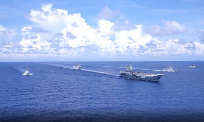 Tàu sân bay Sơn Đông của Hải quân Trung Quốc tập trận trên Biển Đông. Ảnh - Global Times