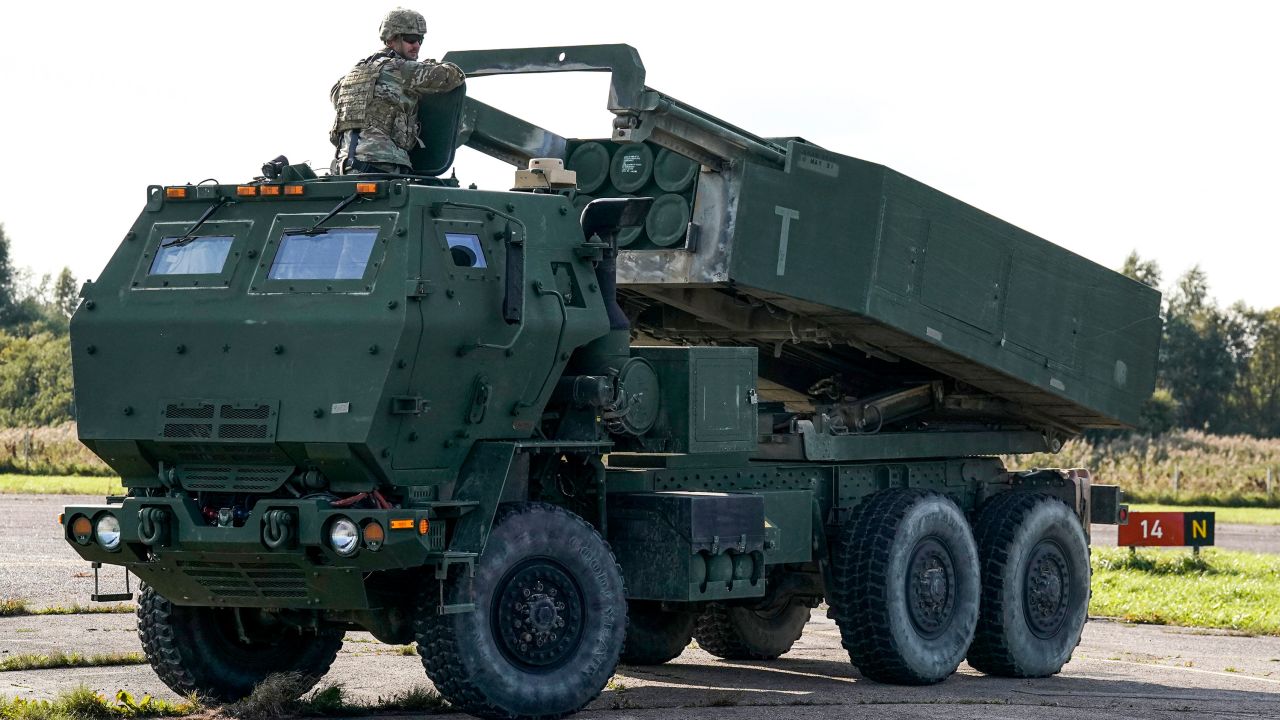 HIMARS là vũ khí Mỹ cung cấp cho Ukraine, gây được tiếng vang lớn nhất.