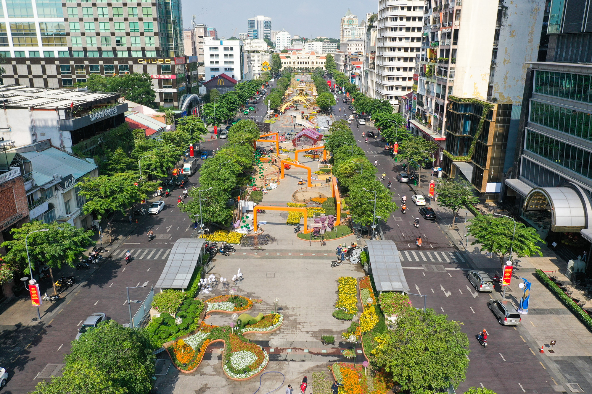 Đường hoa Nguyễn Huệ Tết Quý Mão sẽ phục vụ nhu cầu du xuân, thưởng ngoạn của người dân thành phố và du khách từ 19h ngày 19/1 đến 21h ngày 26/1 (tức từ 28 tháng Chạp âm lịch đến mùng 5 Tết).