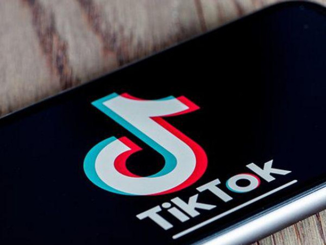 Đang quay clip TikTok, thiếu nữ 15 tuổi vô tình tự sát hại chính mình