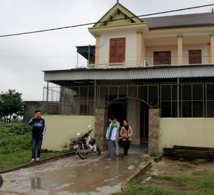 Sau khi thi đấu thành công ở giải U23 Thường Châu, Phan Văn Đức đã xây lại căn nhà ở quê Nghệ An.
