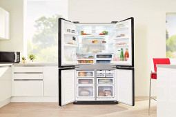 Giá tủ lạnh Sharp Inverter cận Tết Nguyên Đán: Giảm đồng loạt