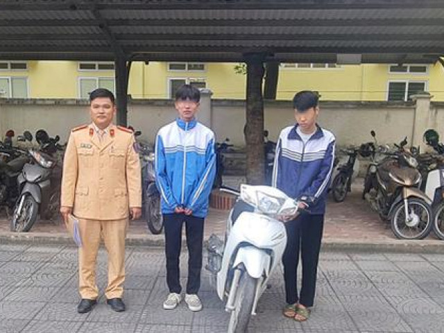 Phạt 2 thiếu niên bốc đầu xe máy còn lên mạng khoe ”Chờ iu chiu”