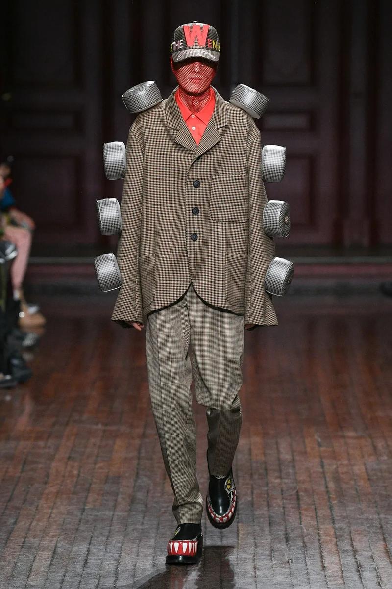 Chào mừng đến với thế giới kì dị của Walter van Beirendonck FW23 - 2