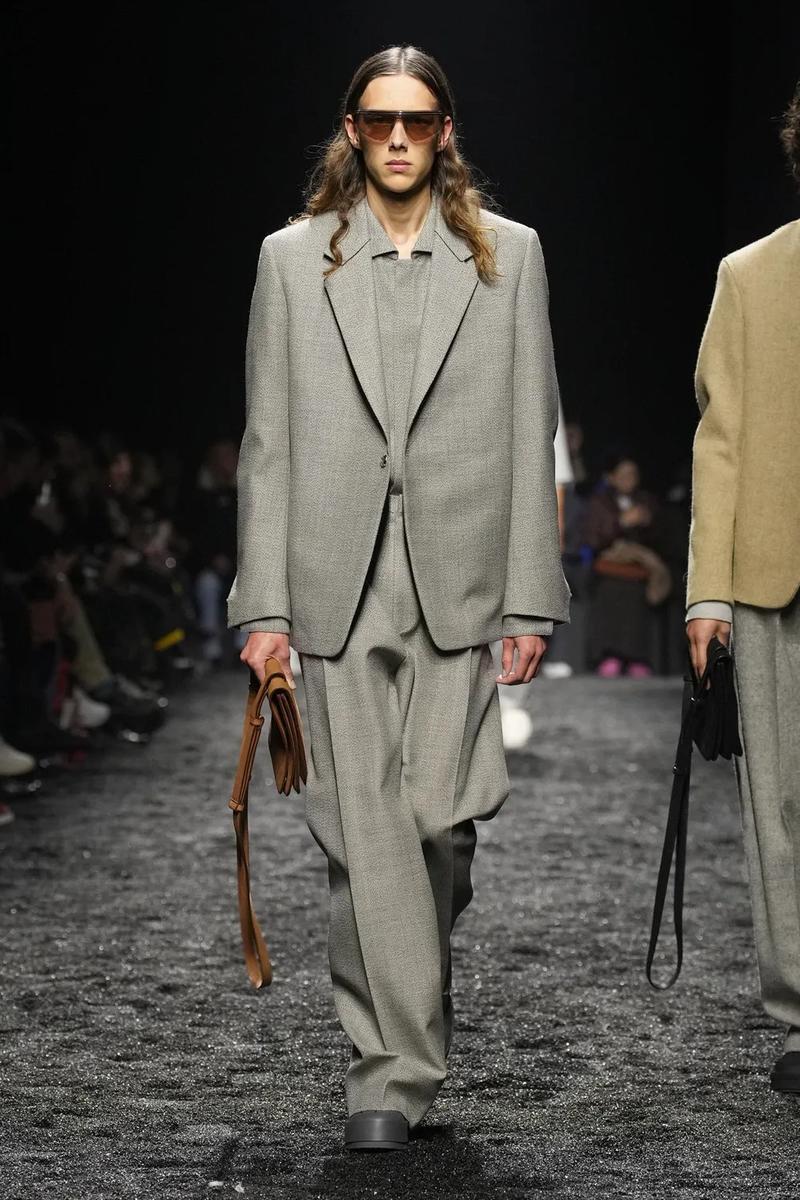 ZEGNA ra mắt BST mùa đông 2023 cho đàn ông lịch lãm - 16