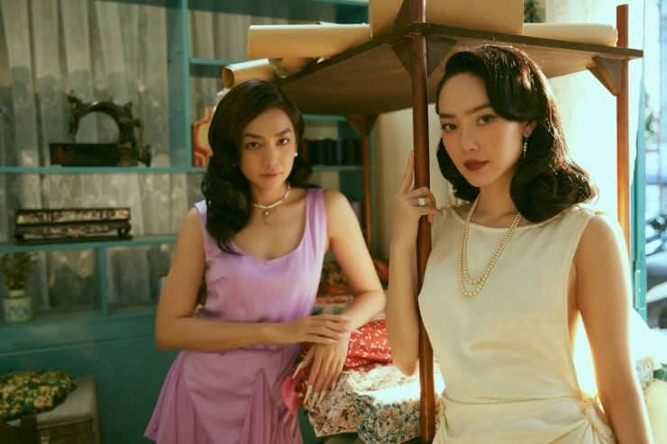 Minh Hằng và em dâu trong phim "Chị chị em em 2"